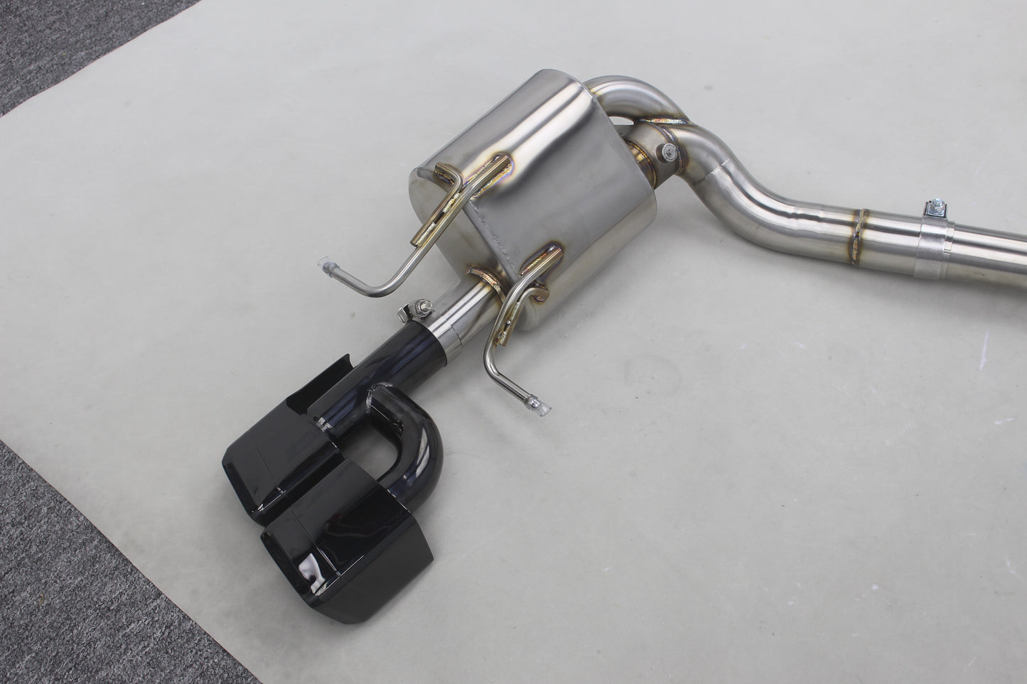 Mercedes-Benz CLS63 C218/X218 Control Exhaust System