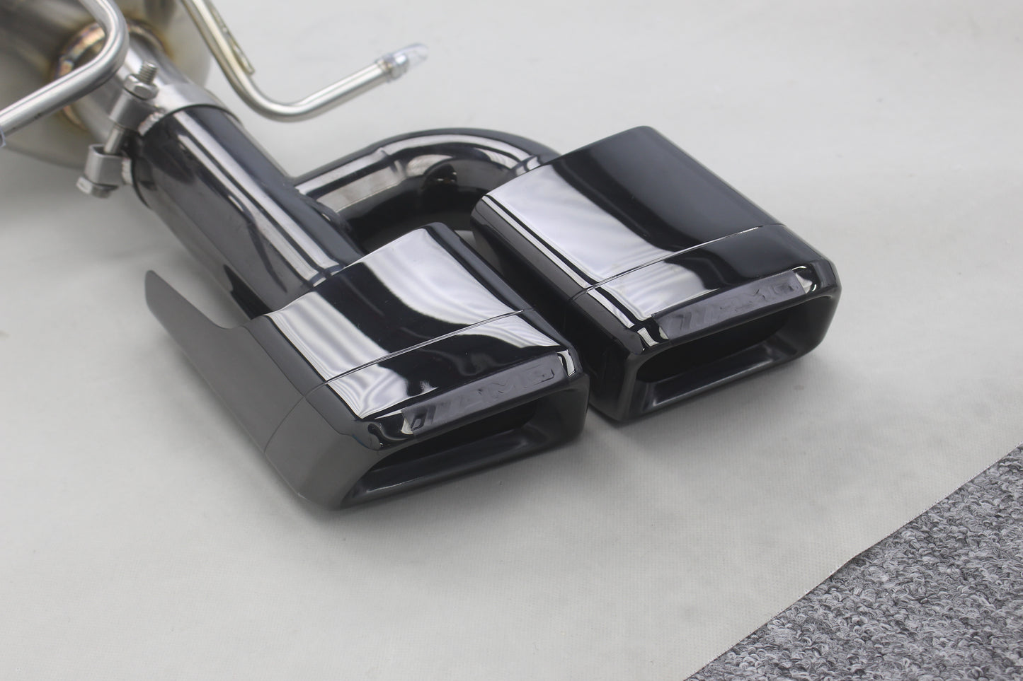 Mercedes-Benz CLS63 C218/X218 Control Exhaust System